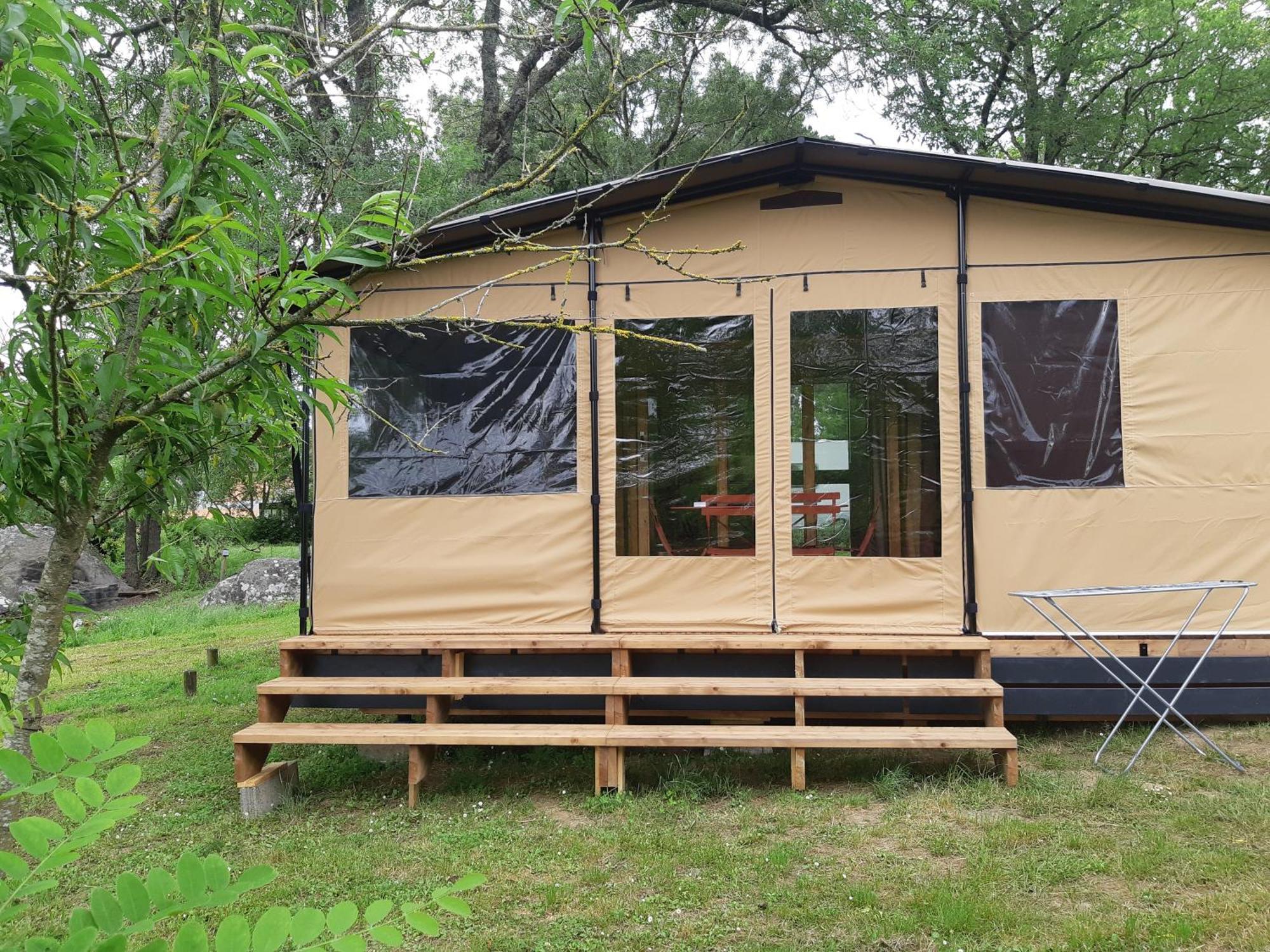 Camping Onlycamp Du Moulin Клиссон Экстерьер фото